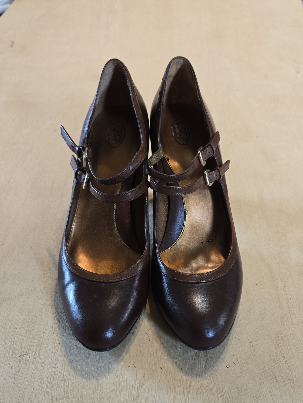 Vintage Circa Joan & David Leather Mary Jane Pump Adjustable Straps Gold Buckle